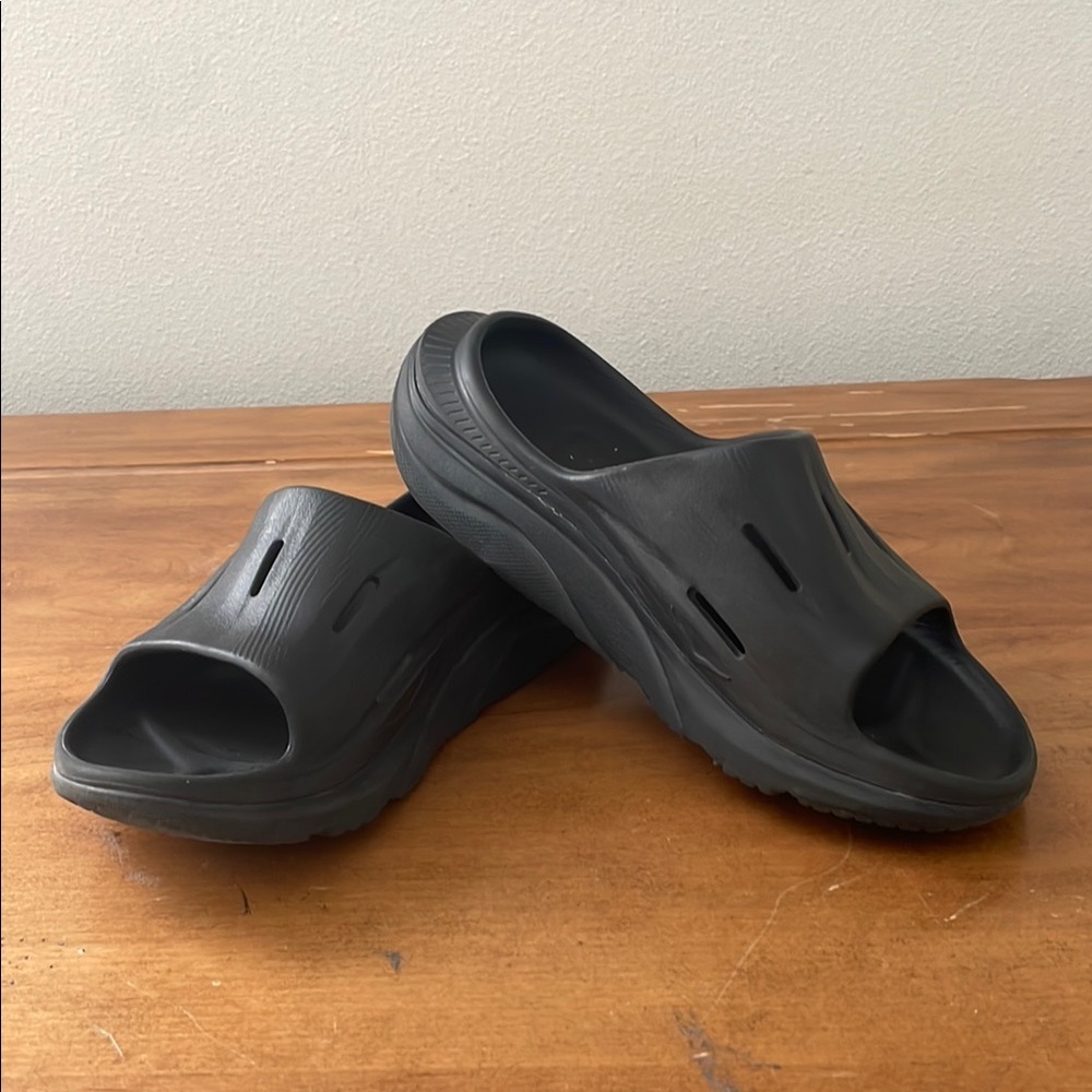 Hoka Black Slide Sandals Size 8